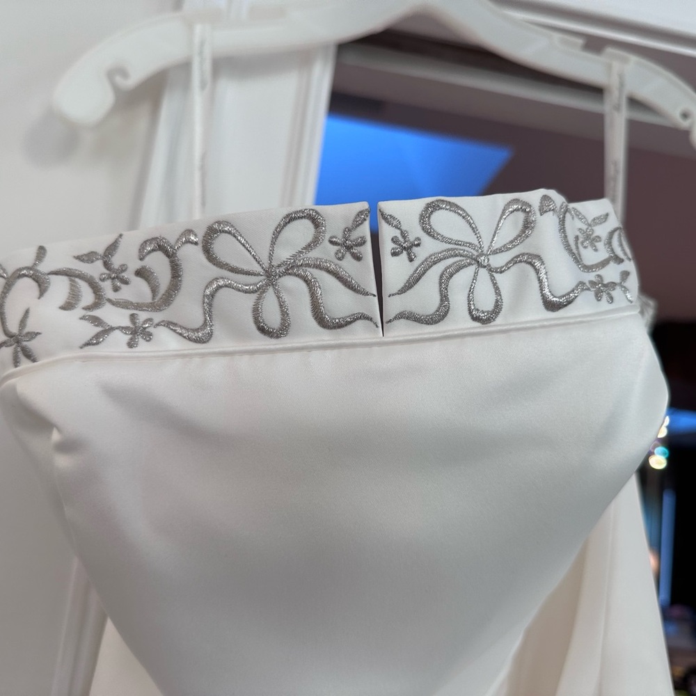 David's Bridal Wedding Gown EXCELLENT